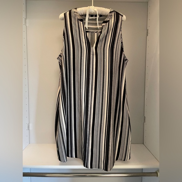 Lush Dresses & Skirts - LUSH Black and White vertical stripe dress.  XL Almost new condition